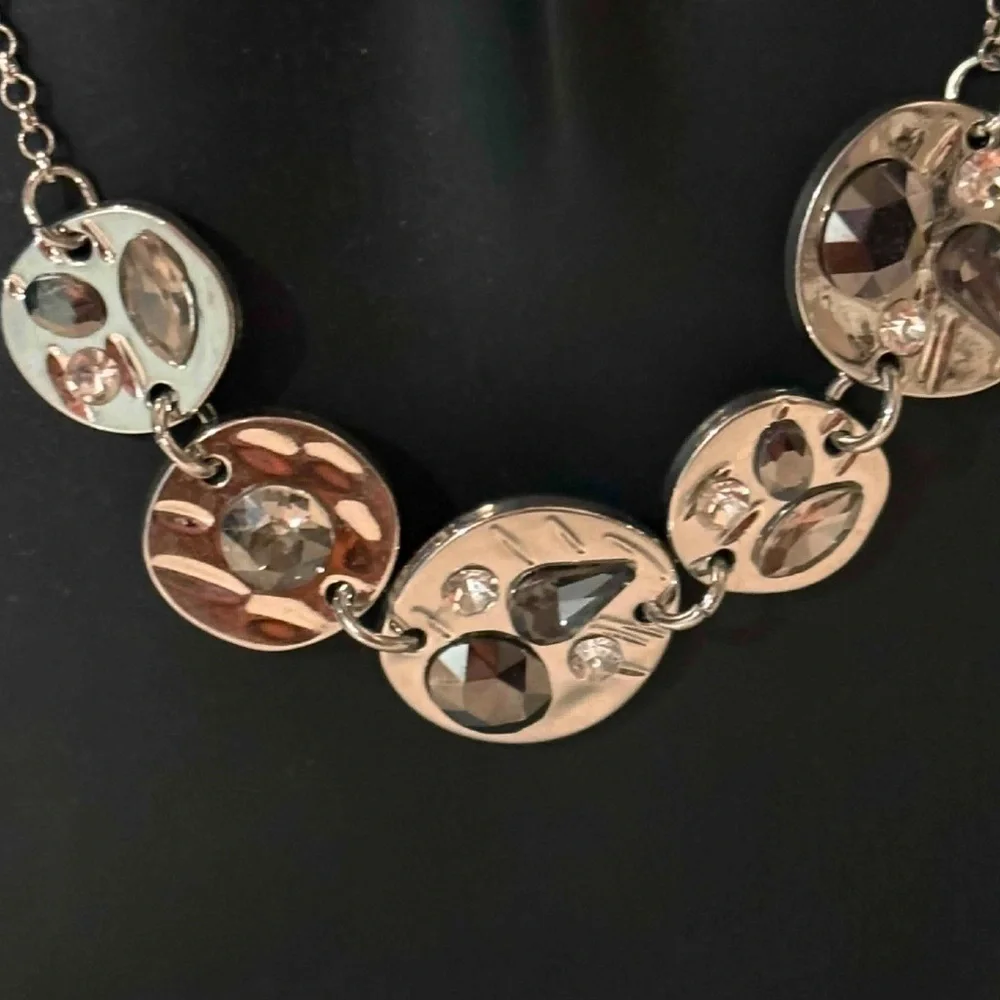 Silver STONED pieces Necklace & Earring Set NEW IN BOX